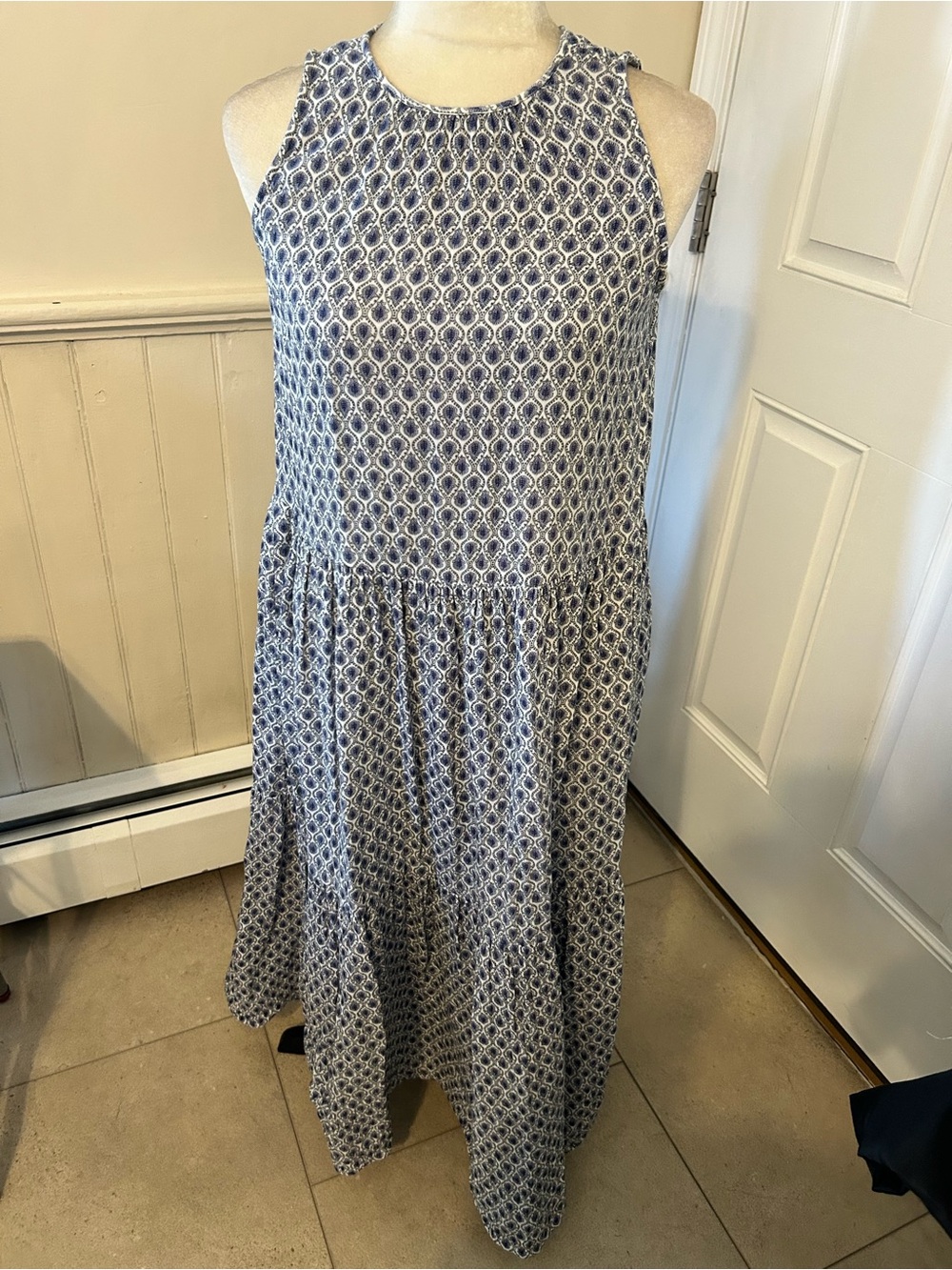 Ann Taylor Paisley Gauze Tiered Pocket Maxi Dress/Size XSMALL Petite